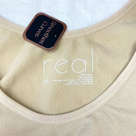 Real Comfort Women's Dana Seamless Control Shaping Camisole - Picture 2 of 6